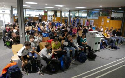 Public Viewing in der Aula