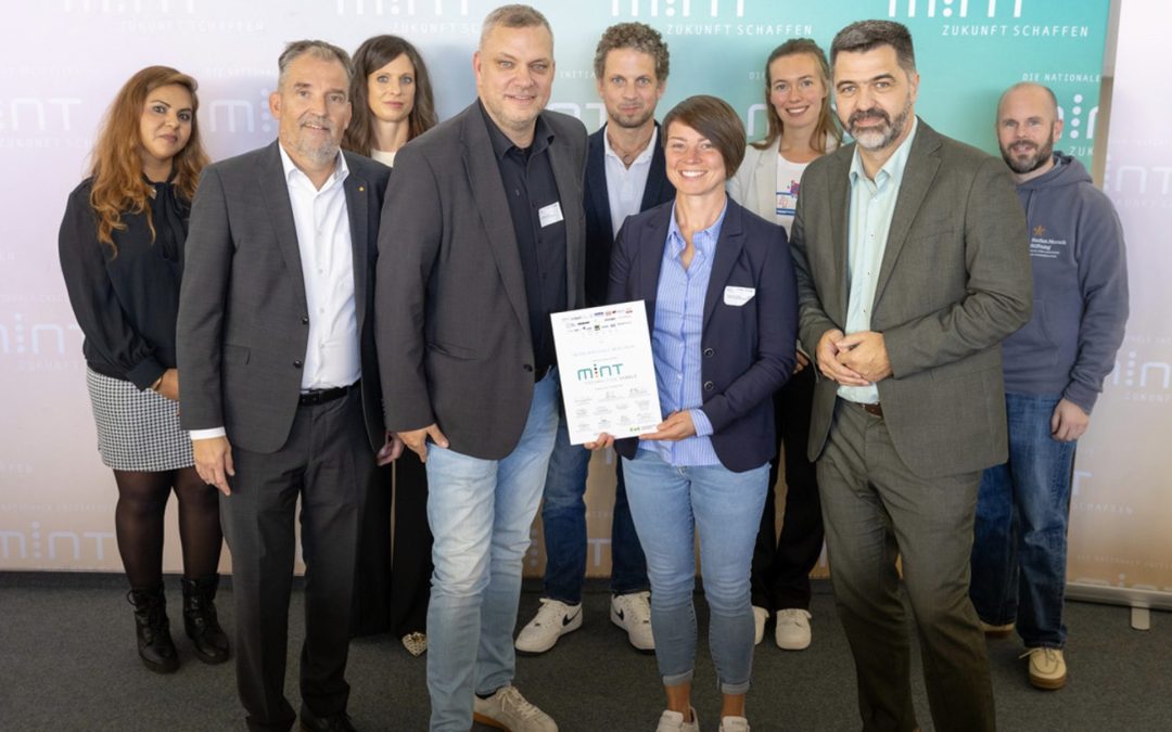 Entdecken. Forschen. Gestalten. Zukunft. – Wir sind „MINT-freundliche Schule“!